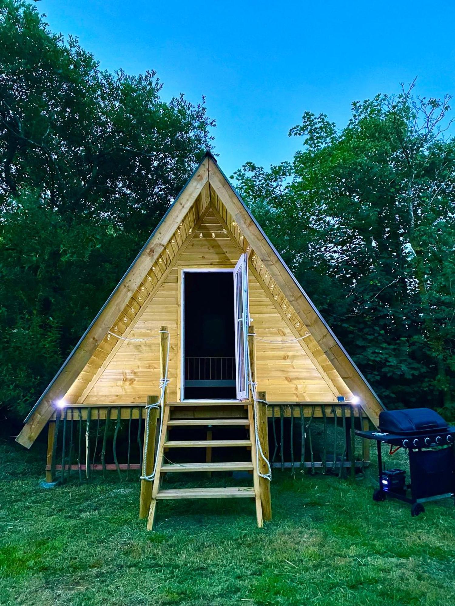 Hotel Robin Goch Retreat Carmarthen Exterior foto
